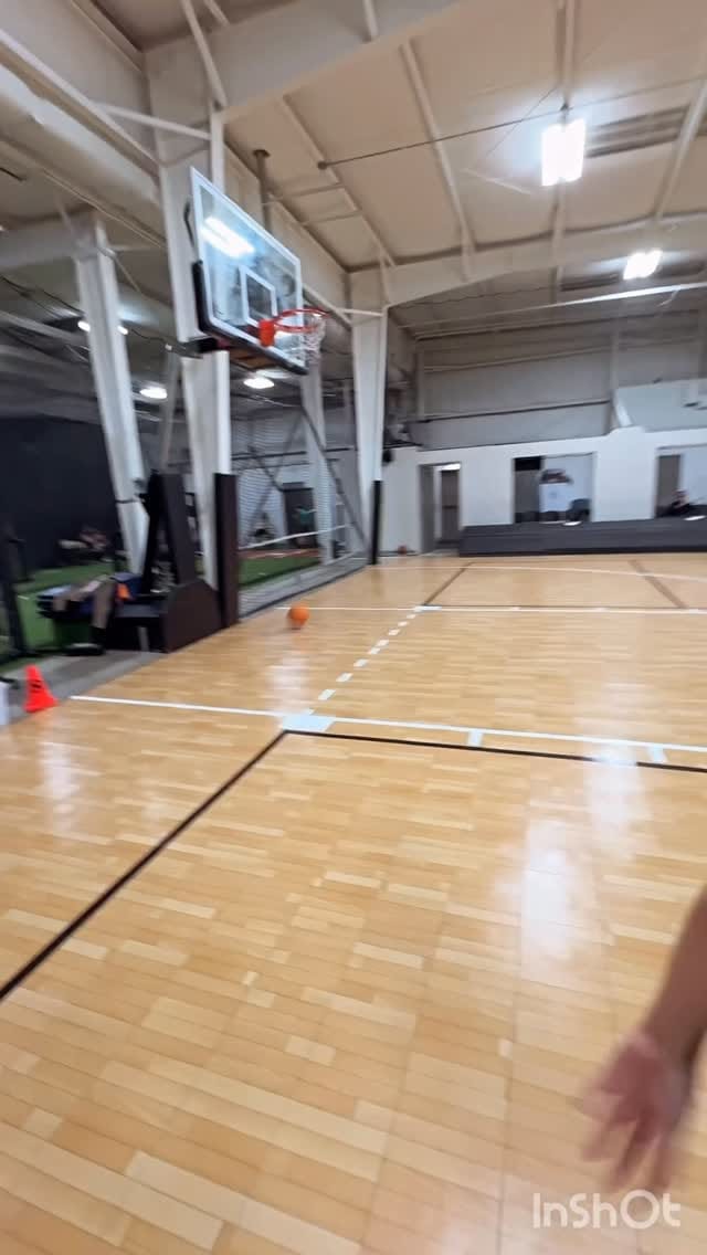 Post 4 by Willie J. McCoy Youth Basketball Training on Instagram (video)