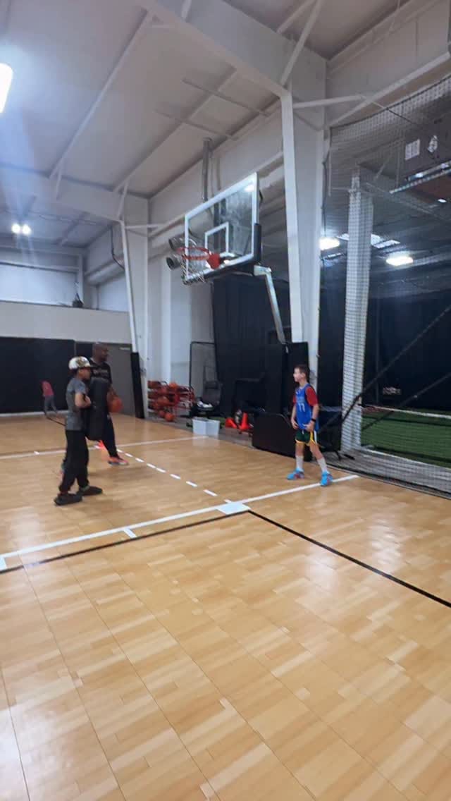 Post 7 by Willie J. McCoy Youth Basketball Training on Instagram (video)