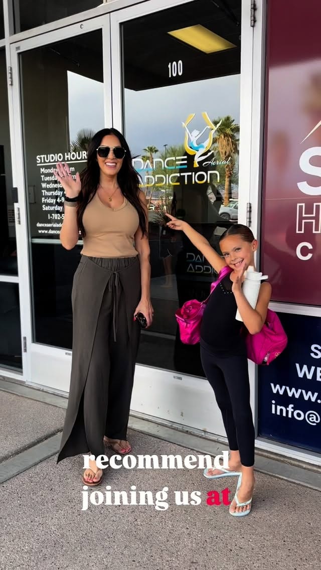 Post 6 by Sloan Hadfield on Instagram (video)