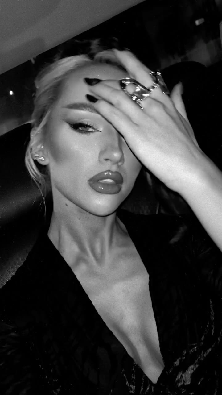 Post 2 by Anastasiia🇺🇦 on Instagram (video)