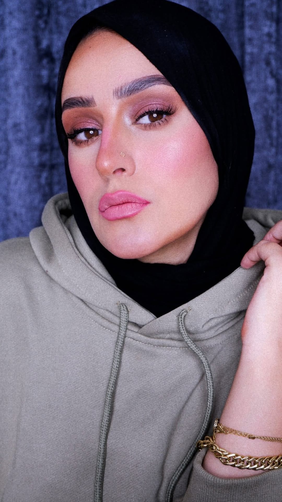 Post 10 by Usa Makeup on Instagram (video)
