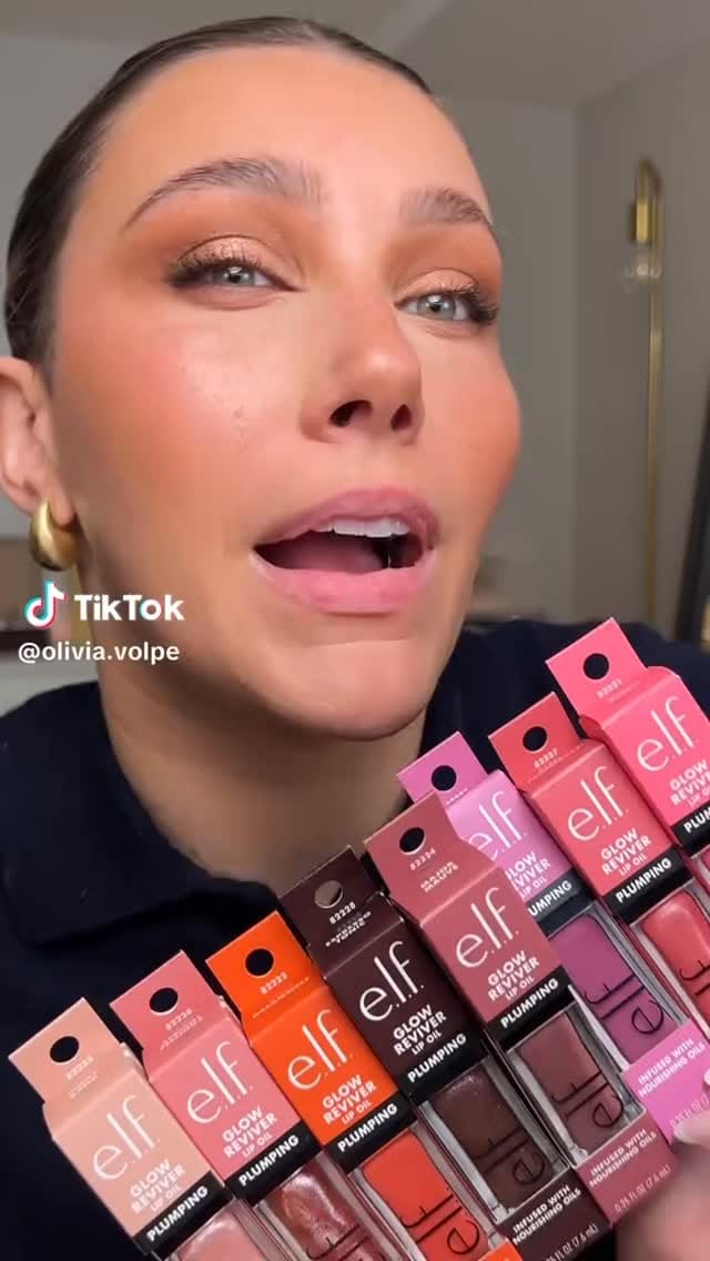 Post 1 by Usa Makeup on Instagram (video)