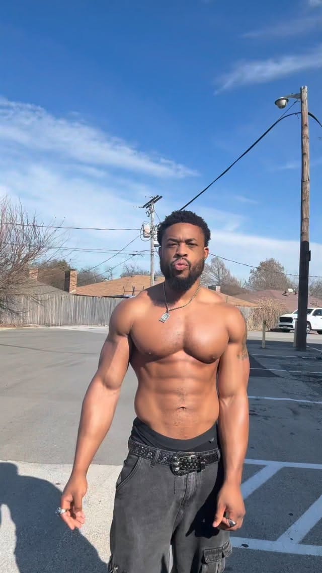 Post 1 by B L A Z E  B O W E N on Instagram (video)
