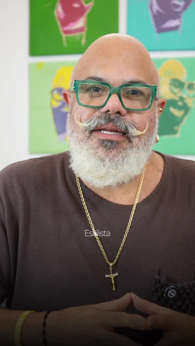 Post 2 by Miguelángel Garcia | Estilista y Maquillador on Instagram (video)