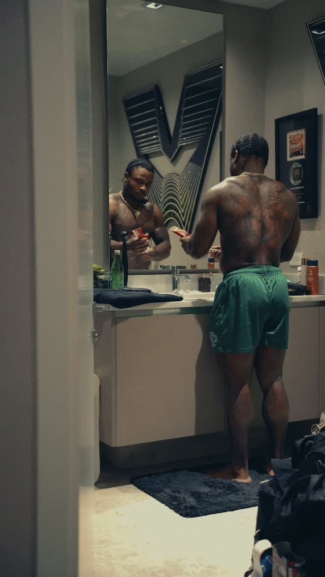 Post 2 by Davante Wiltshire on Instagram (video)