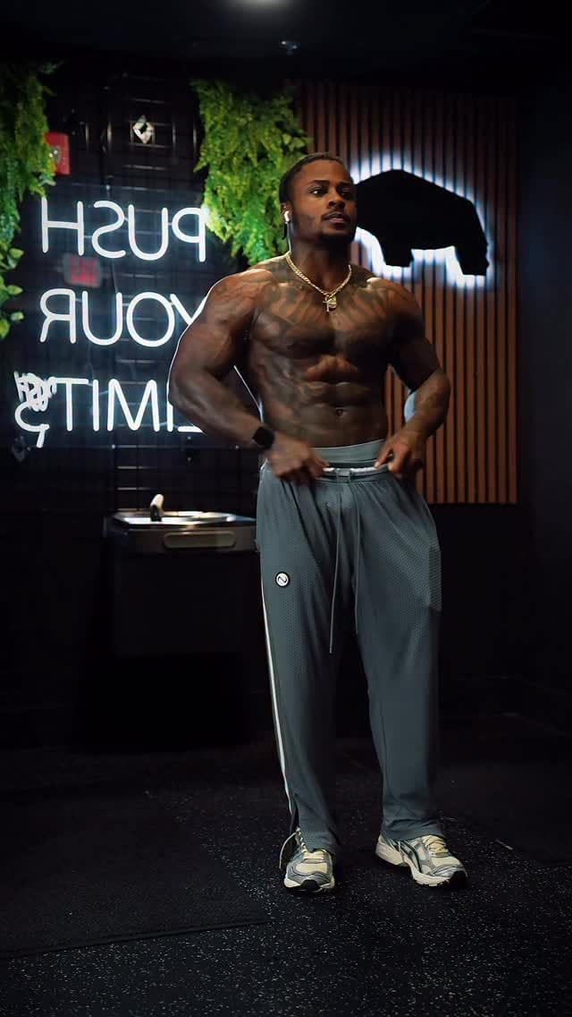 Post 7 by Davante Wiltshire on Instagram (video)