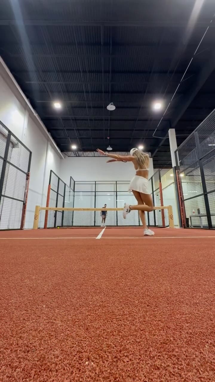Post 10 by TAL FITNESSS on Instagram (video)