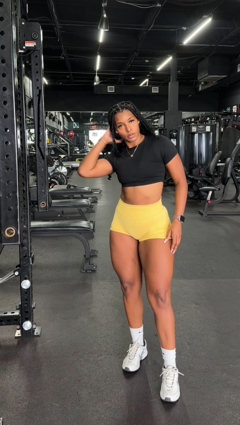 Post 10 by Angie Rios | Fitness Coach on Instagram (video)