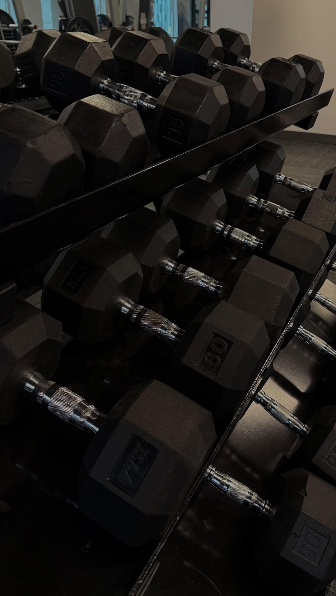 Post 4 by Josh Gamble on Instagram (video)