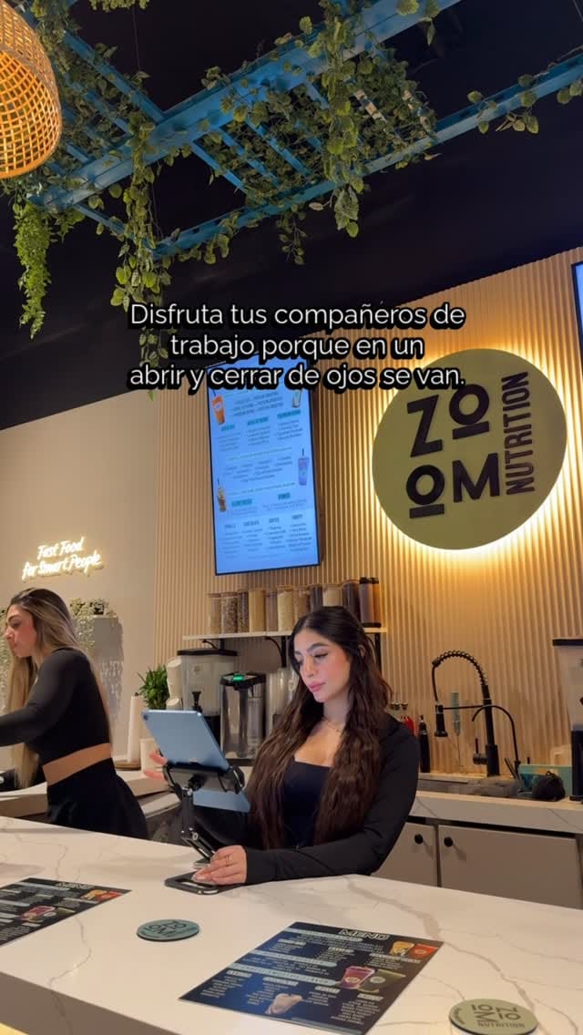 Post 1 by VALERIA ZAMPINI LIFESTYLE on Instagram (video)