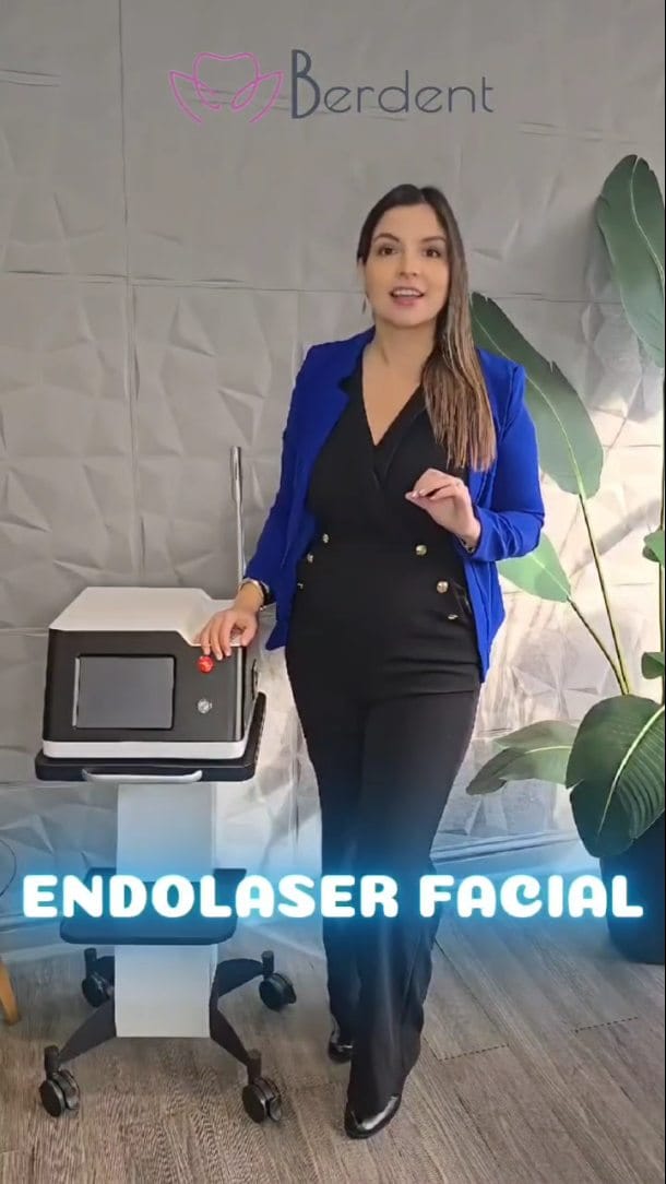 Post 7 by Estetic Berdent / Clinica Estetica Facial on Instagram (video)