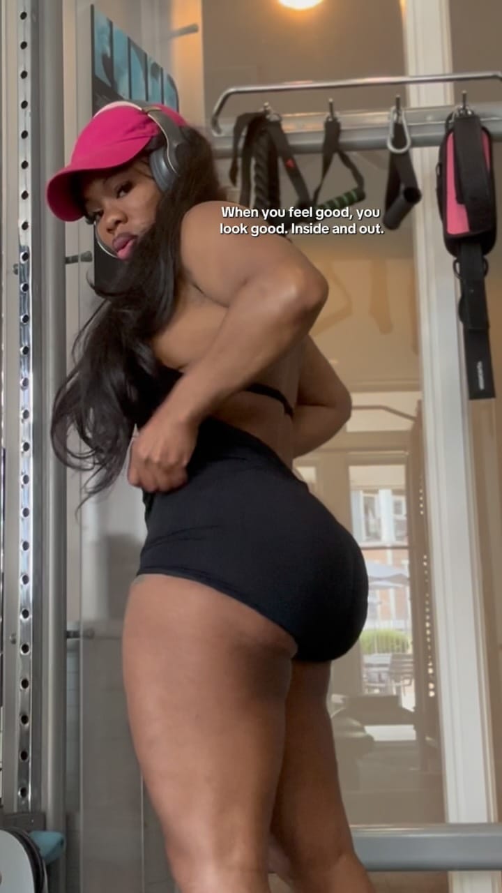 Post 10 by Princess🦋Elle on Instagram (video)
