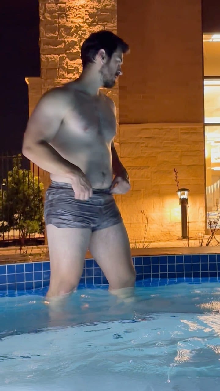 Post 10 by Austin Martin on Instagram (video)