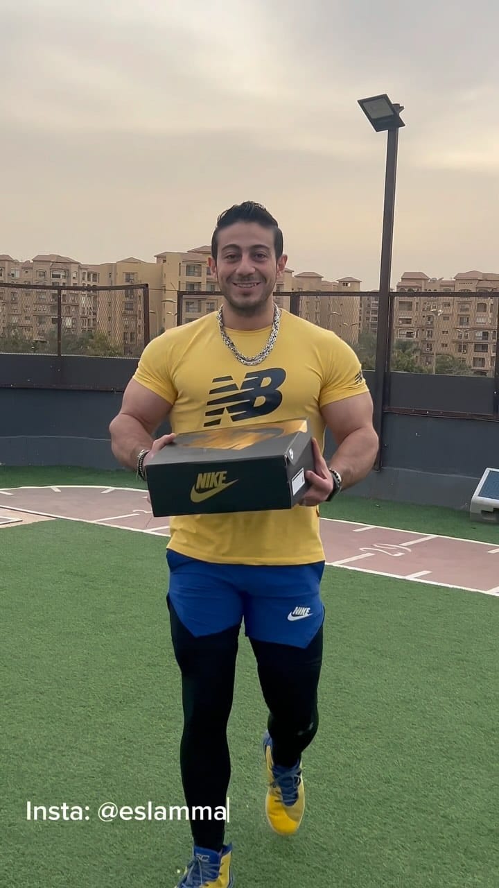 Post 4 by Eslam Magno on Instagram (video)