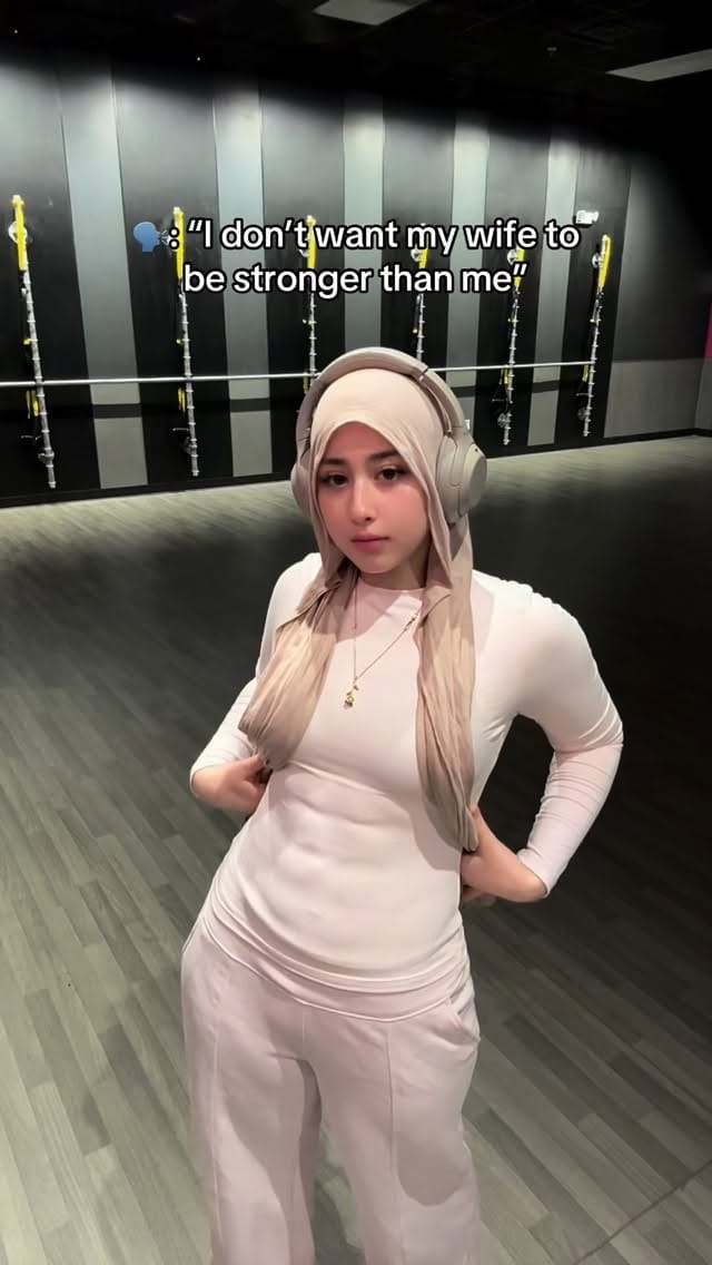 Post 4 by Noor Tate on Instagram (video)