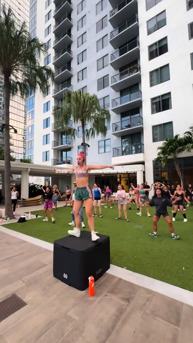 Post 5 by Blair Epstein | Online Fitness Coach on Instagram (video)