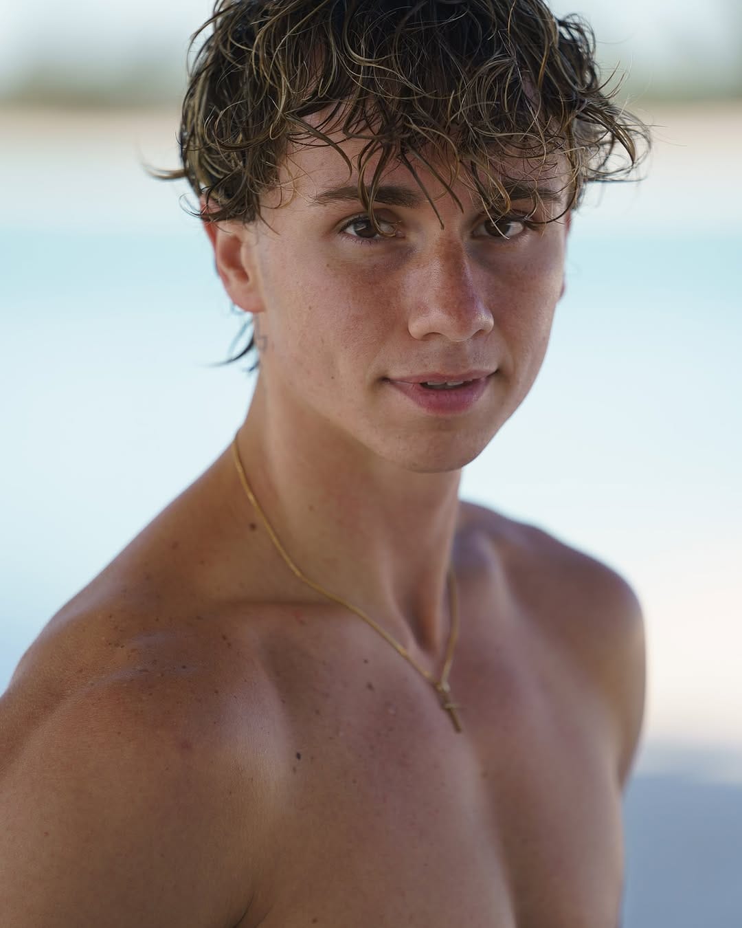Post 10 by Hayden Greene | Fitness + Lifestyle on Instagram (carousel)