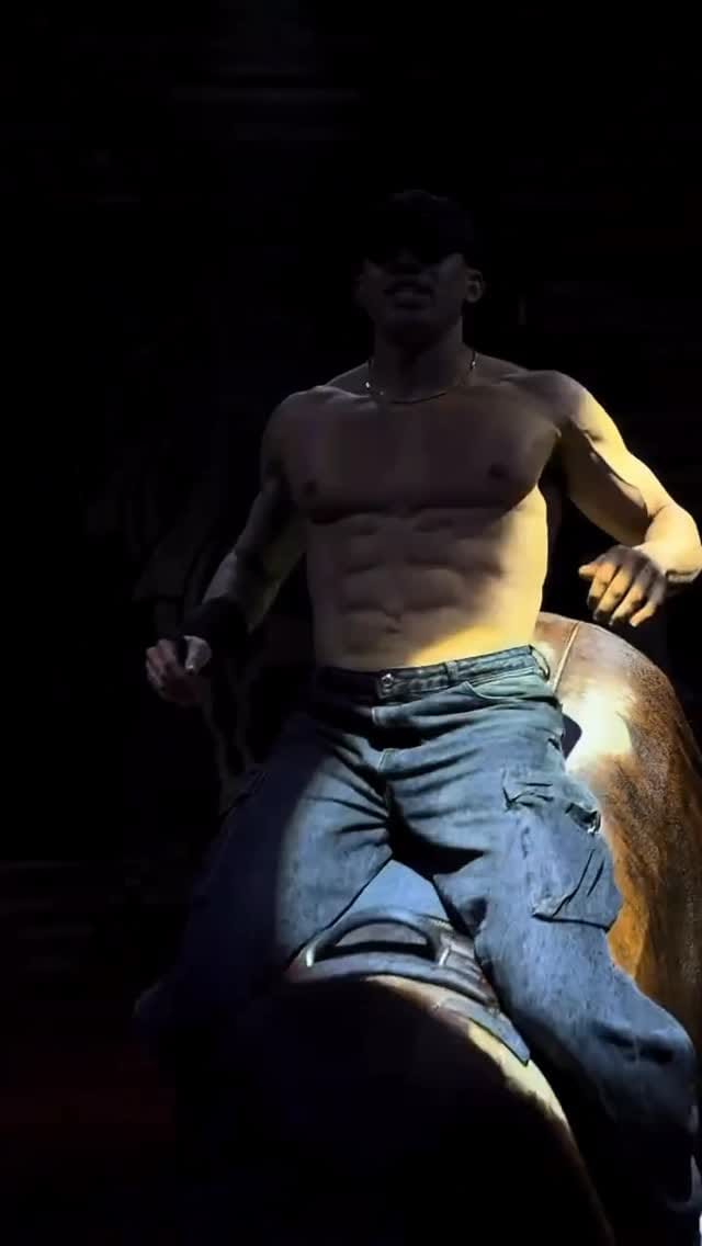 Post 6 by Sebastian Barraza on Instagram (video)
