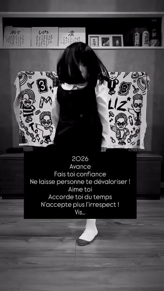 Post 3 by Carine Moon|Diastasis, abdos, yoga, coach de toutes les femmes on Instagram (video)