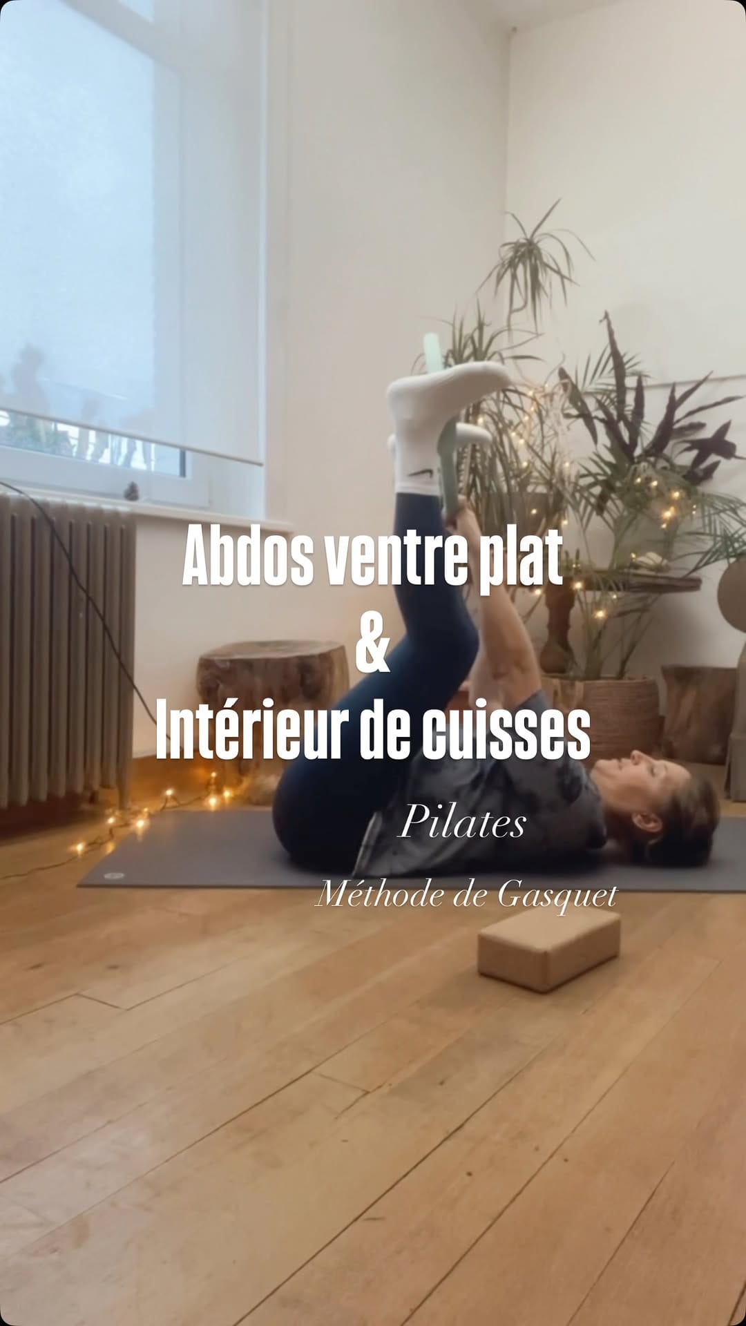 Post 5 by Carine Moon|Diastasis, abdos, yoga, coach de toutes les femmes on Instagram (video)
