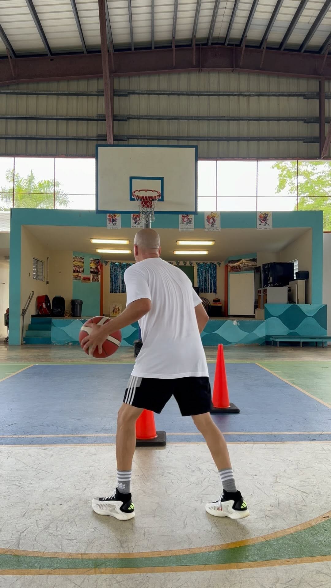 Post 8 by Coach Anthony García on Instagram (video)