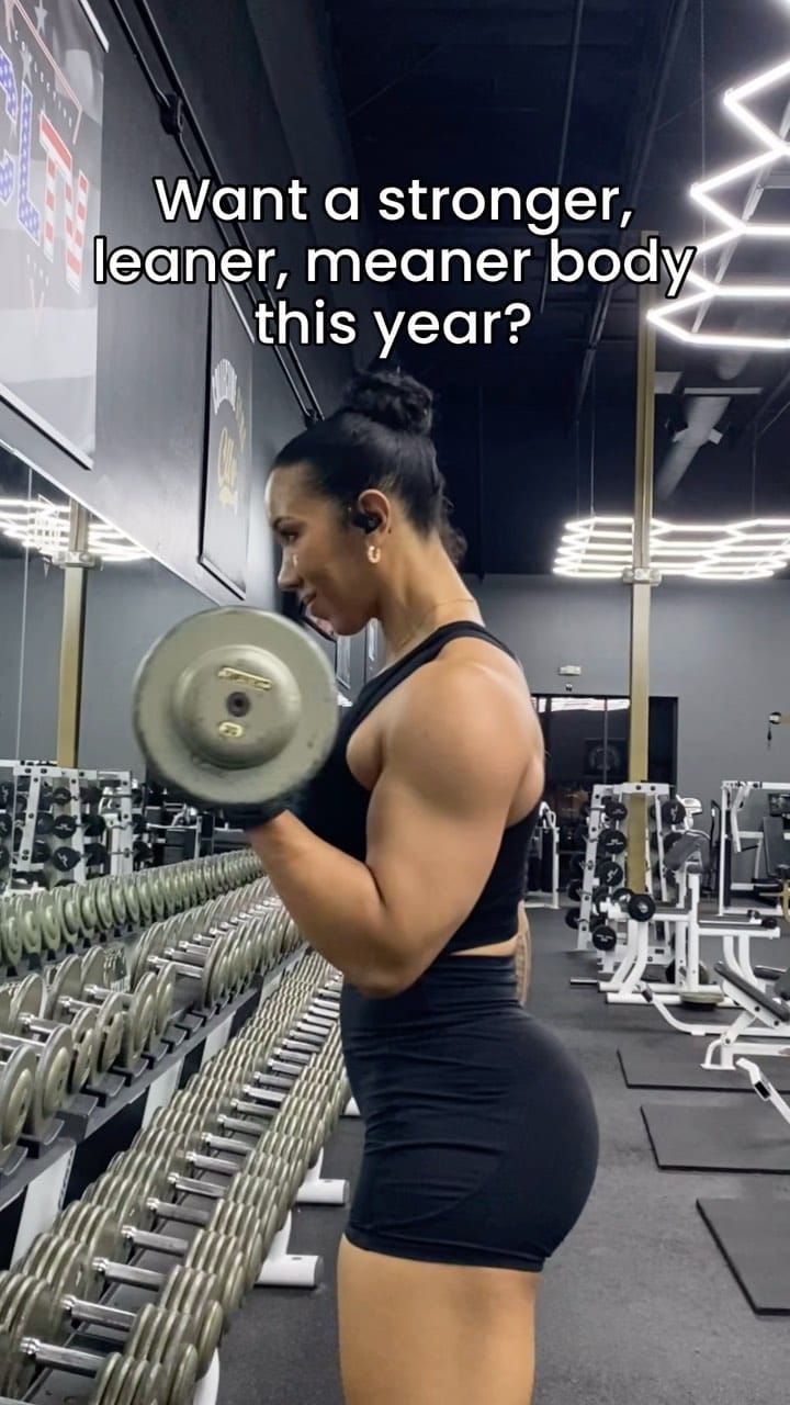 Post 6 by Ashlee Mane - Online Fitness Coach on Instagram (video)