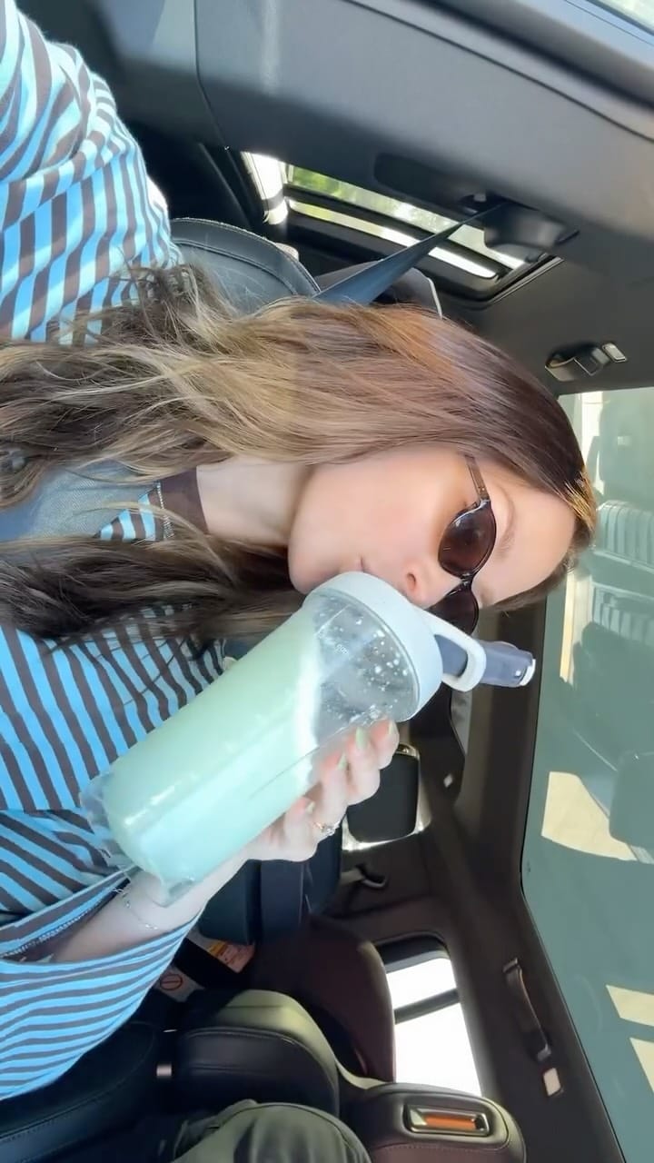 Post 1 by Sweat and Tell | workouts + recipes + lifestyle on Instagram (video)