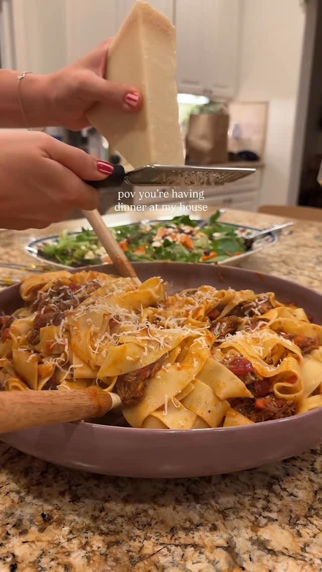 Post 5 by Sweat and Tell | workouts + recipes + lifestyle on Instagram (video)