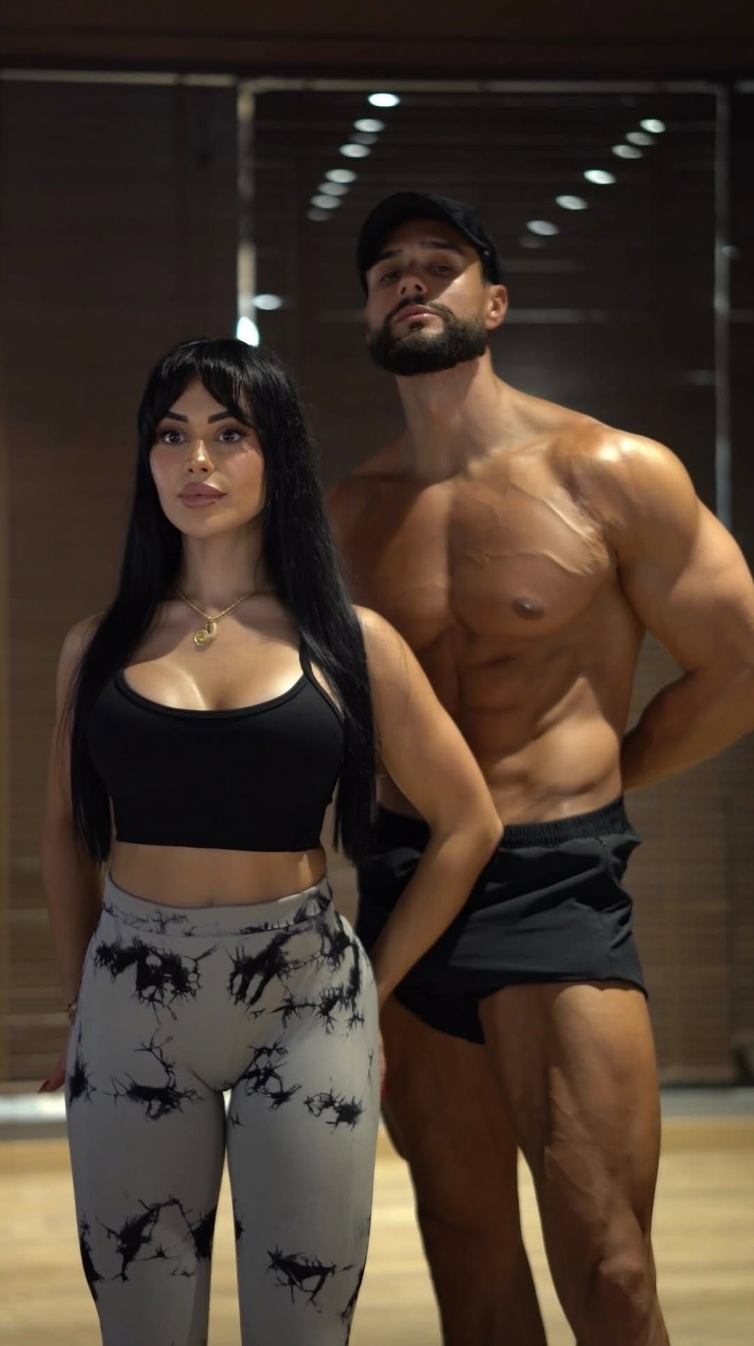 Post 7 by Jeanne & Enzo on Instagram (video)