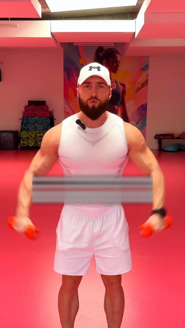 Post 4 by Michał Grygowicz IFBB PRO on Instagram (video)