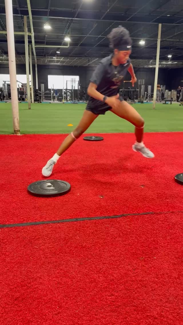 Post 5 by The Best Workouts on Instagram (video)