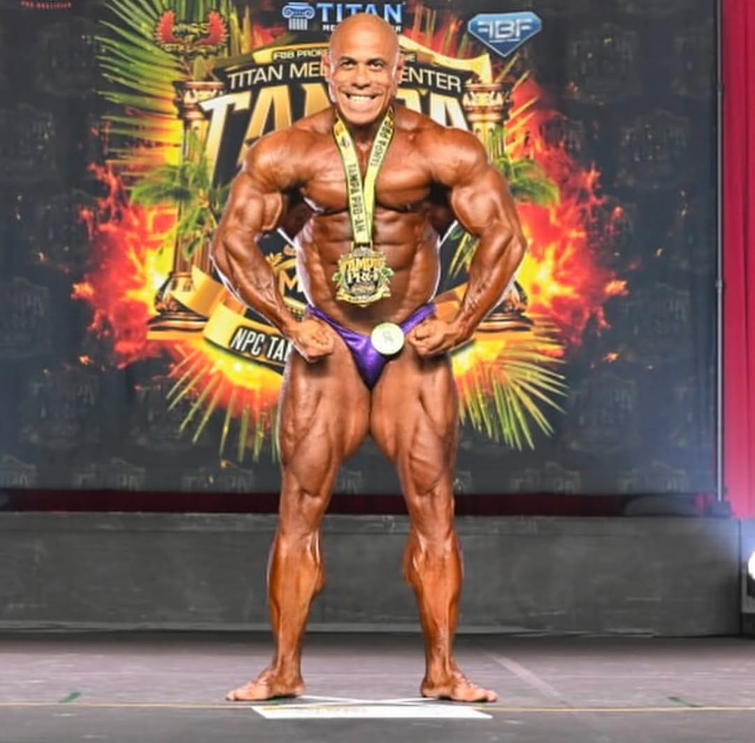 Post 8 by José Ángel Bustamante IFBB-PRO®️ on Instagram (carousel)