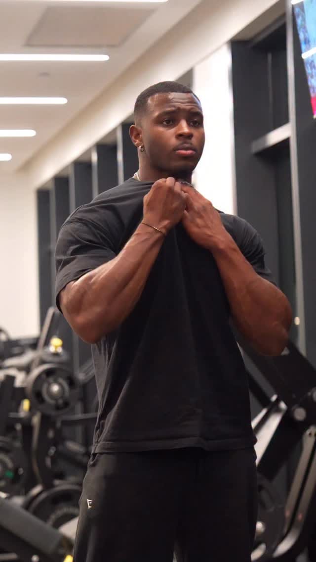 Post 3 by Chris Harris| Online Coach 🌎 on Instagram (video)