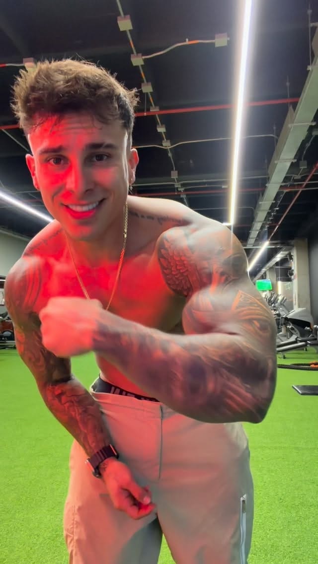 Post 7 by Belami Colton on Instagram (video)