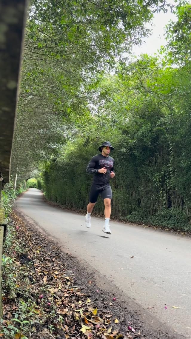 Post 2 by Belami Colton on Instagram (video)