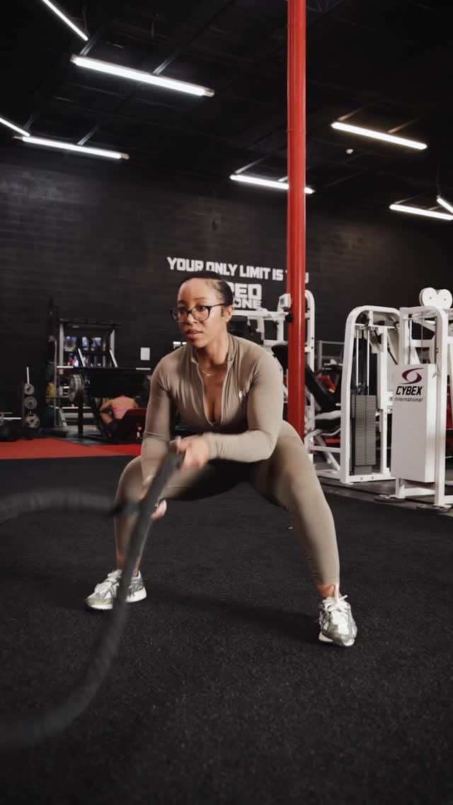 Post 7 by Latia Perez on Instagram (video)