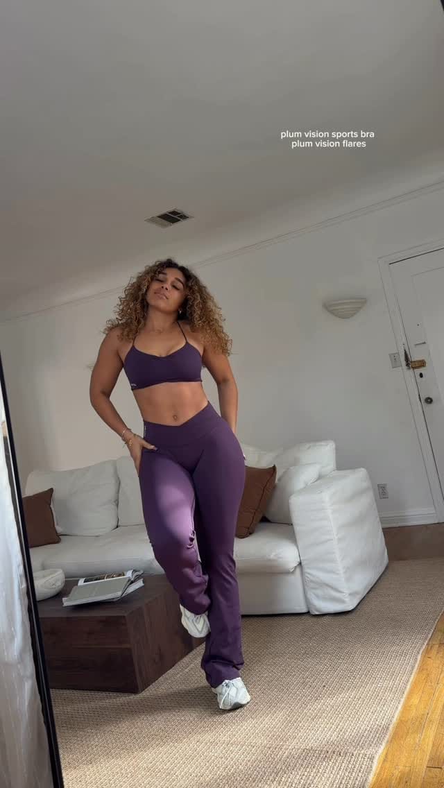 Post 7 by Zoë Indiya | Online Coach on Instagram (video)