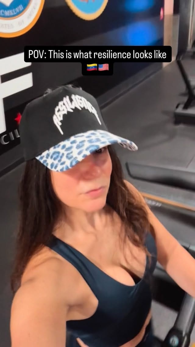 Post 1 by Vivian Carías WBFF PRO🇻🇪🇺🇸💍 on Instagram (video)