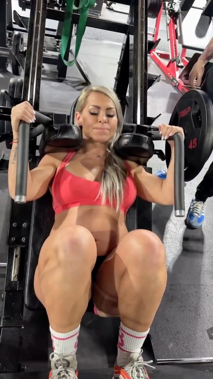 Post 6 by Aliona Meriacri on Instagram (video)
