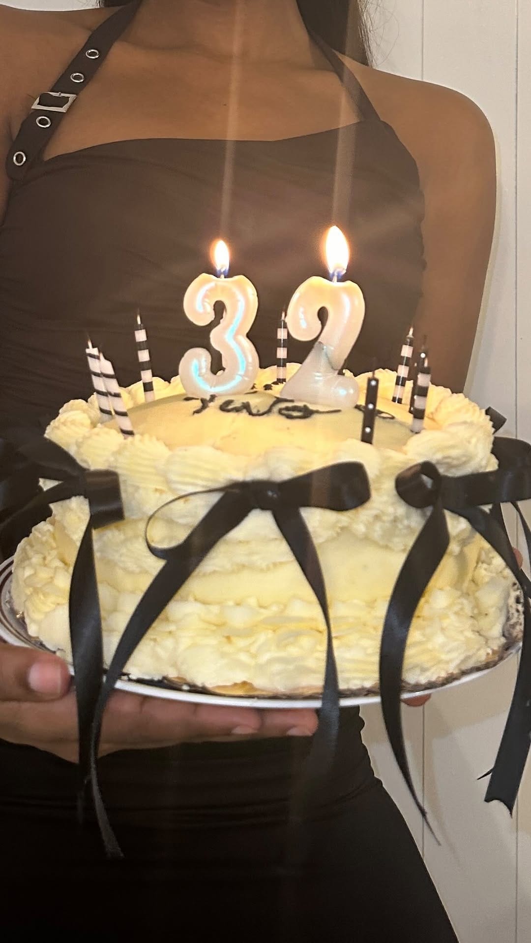 Post 4 by Nina Chantel on Instagram (video)