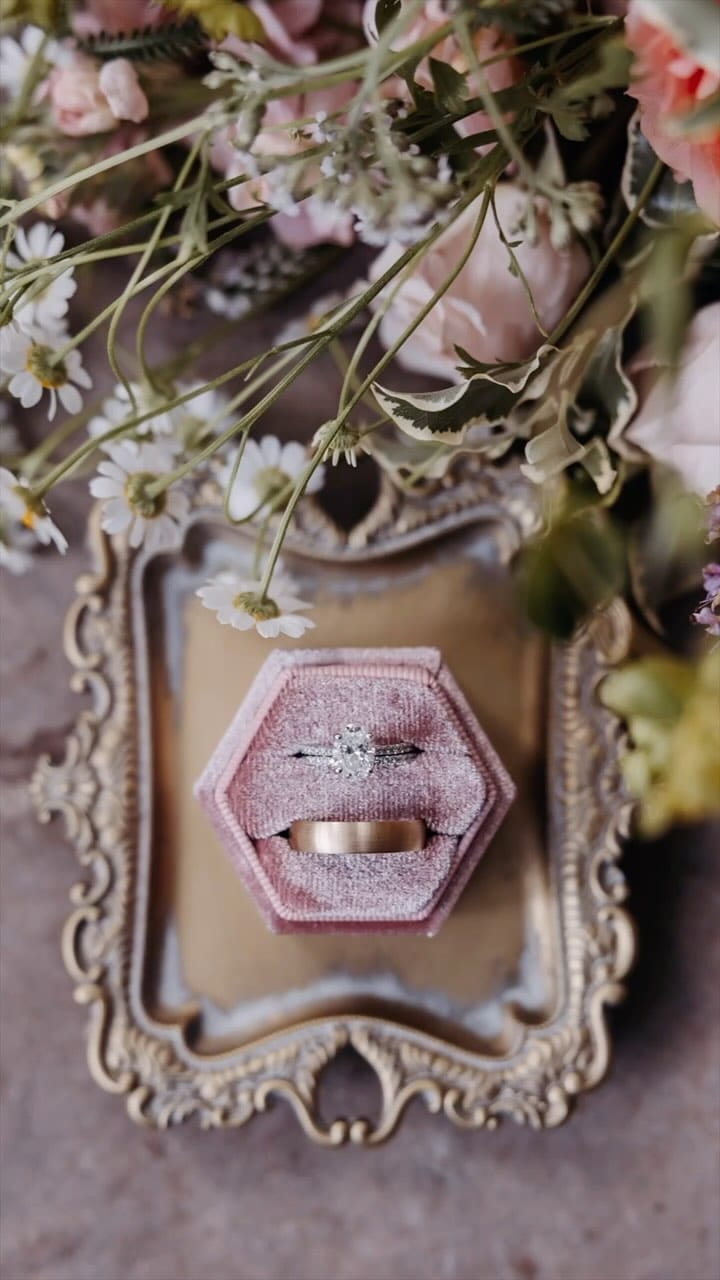 Post 9 by Utah Wedding Photographer on Instagram (video)