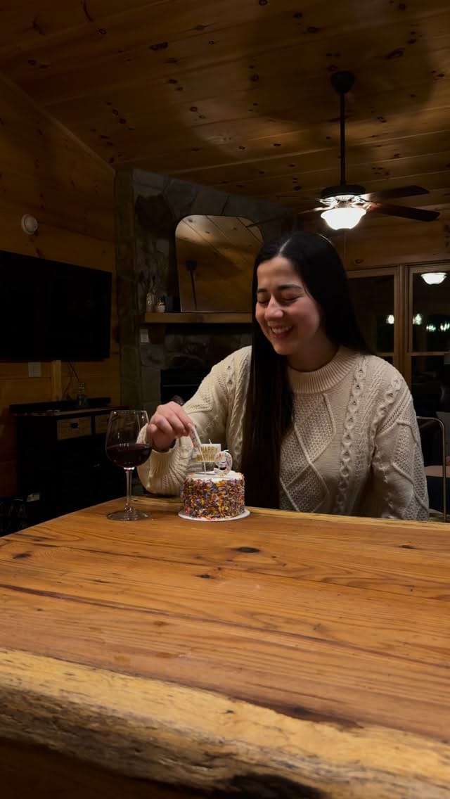 Post 3 by Linda | Traveler Marketing Insurance Agent on Instagram (video)