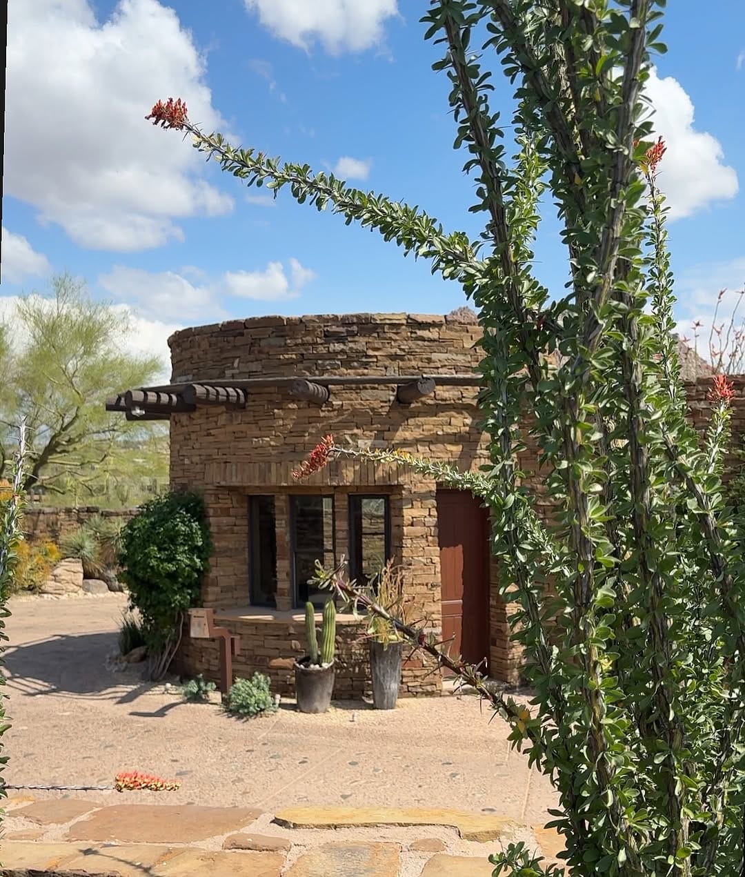 Post 8 by Veronica | Arizona Content Creator • Travel Content Creator on Instagram (carousel)