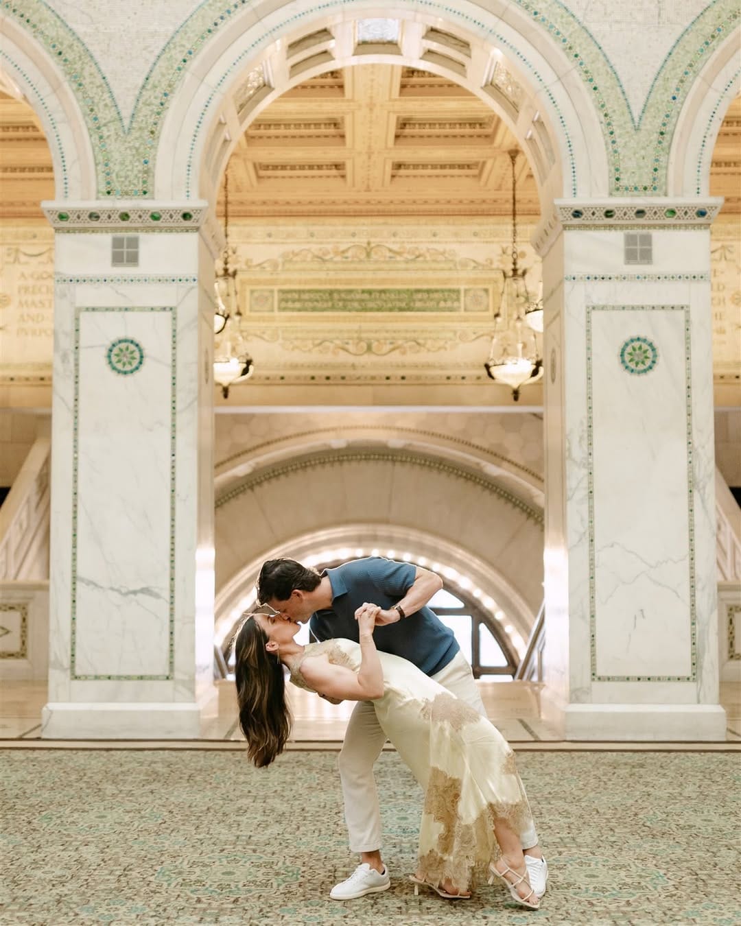 Post 6 by Birgit DeVae | Chicago Wedding & Lifestyle Photographer on Instagram (carousel)