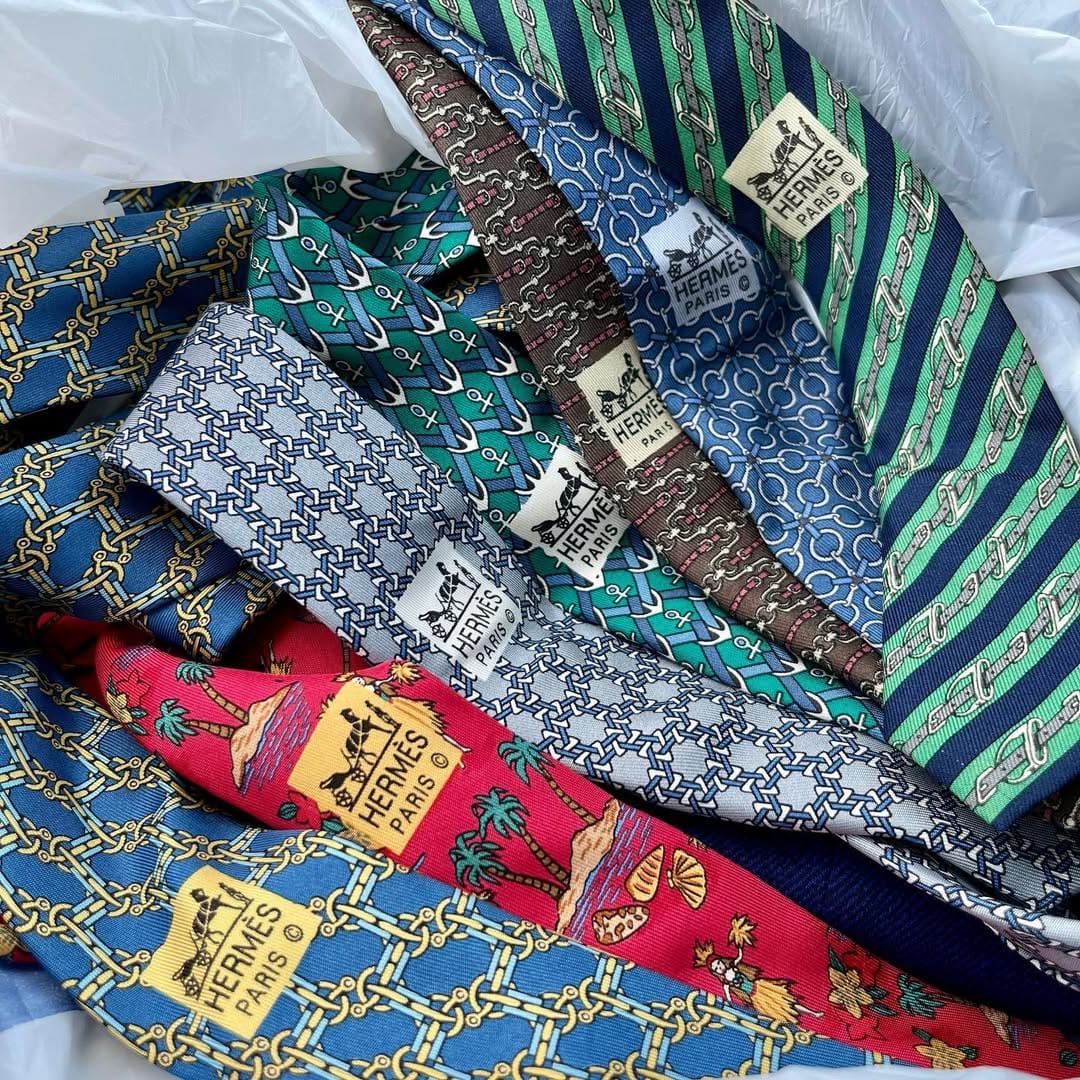 Post 9 by The Endless Thrift on Instagram (image)