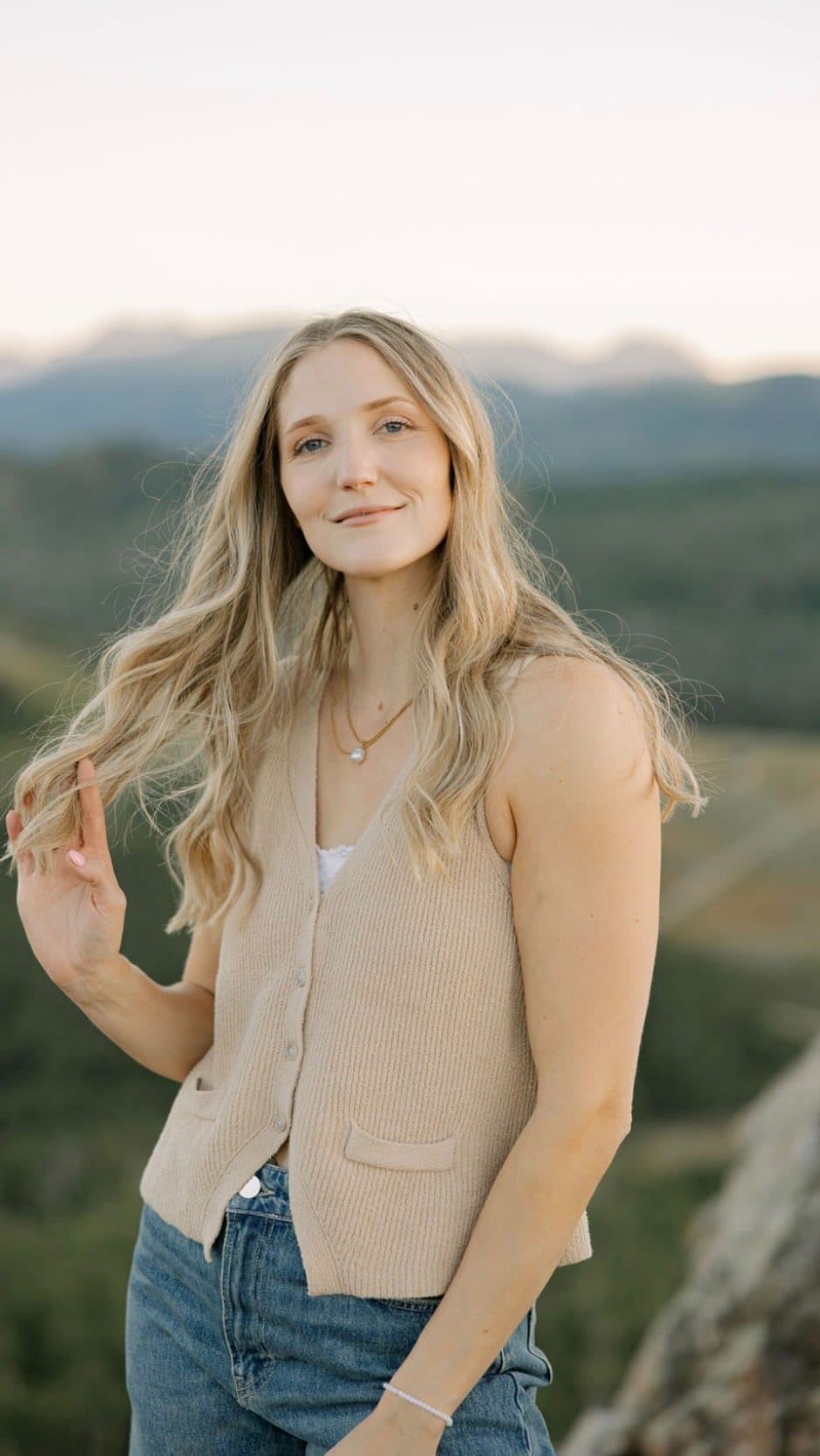 Post 9 by Cristina Rae | UT & Las Vegas Photographer on Instagram (video)