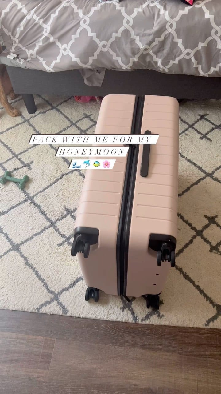 Post 5 by Colleen | Travel & Lifestyle on Instagram (video)