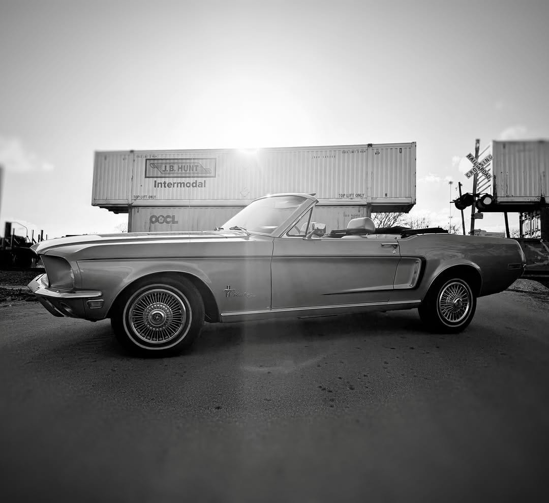 Post 1 by Paul Thompson on Instagram (image)