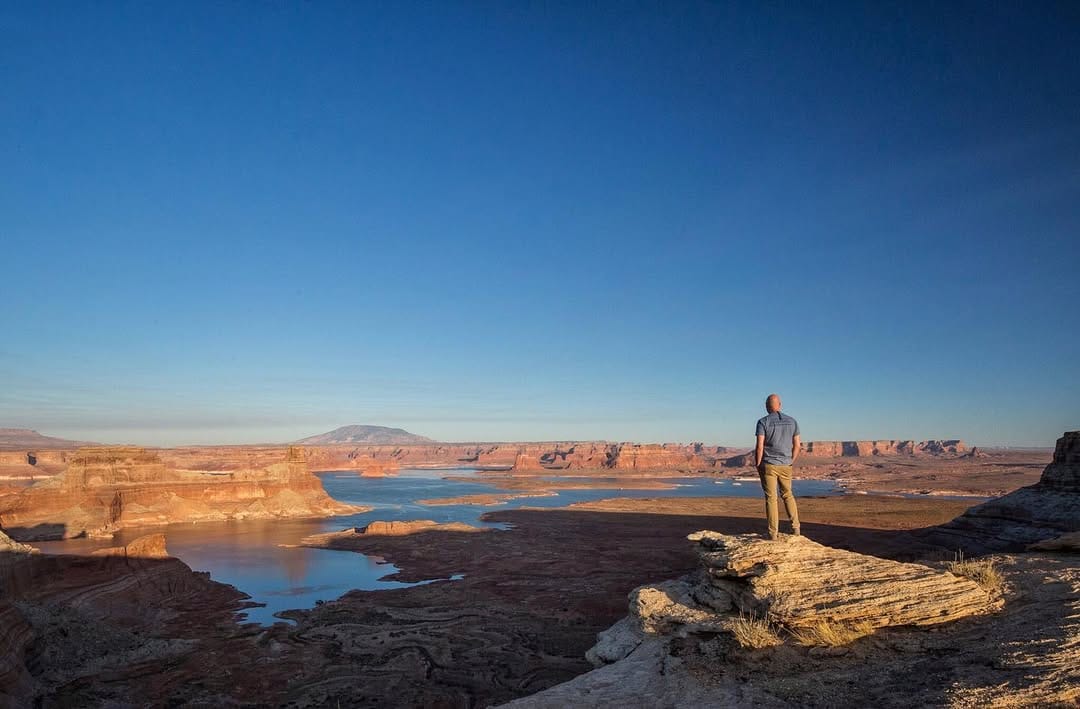Post 3 by Tracie Howe on Instagram (image)