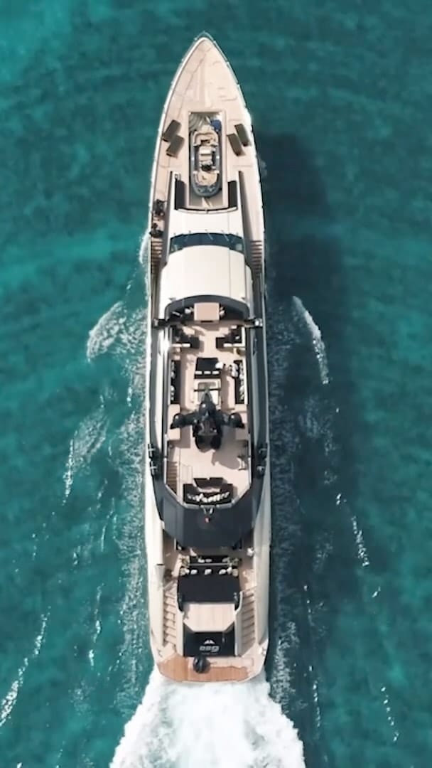 Post 9 by Yachting Image on Instagram (video)